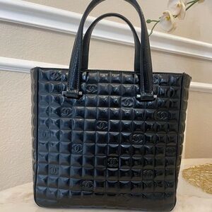 Chanel patent black leather tote handbag vintage